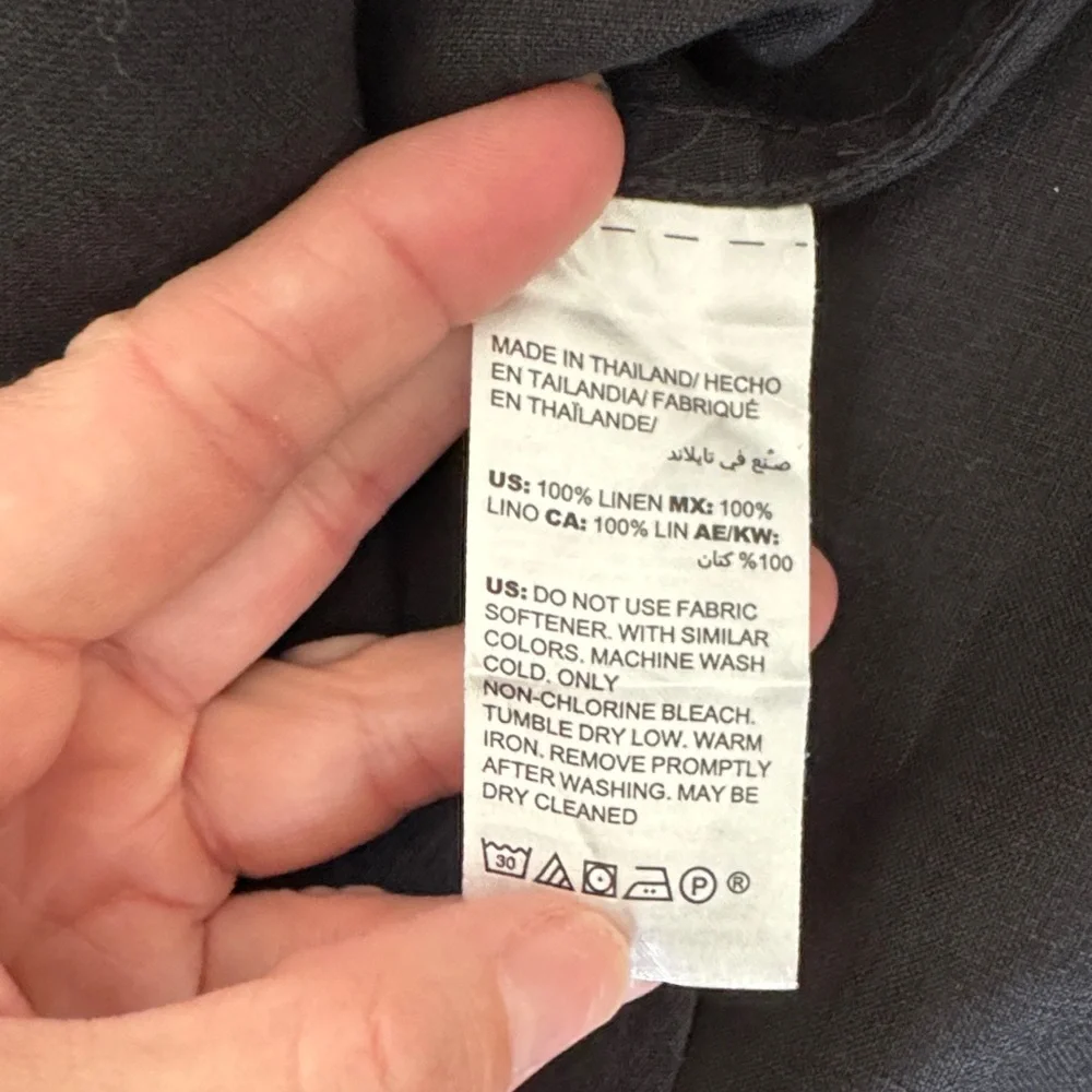 Chicos no iron linen Sleeveless Black Collared Top - Picture 10 of 10